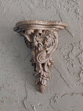 Acanthus Leaf Resin Wall Shelve 18" H x 14.5" W